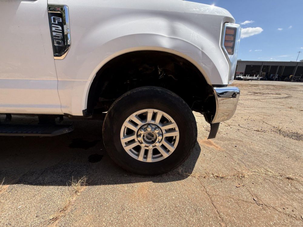 2019 Ford F-250 Crew Cab 4x4 Pickup Truck