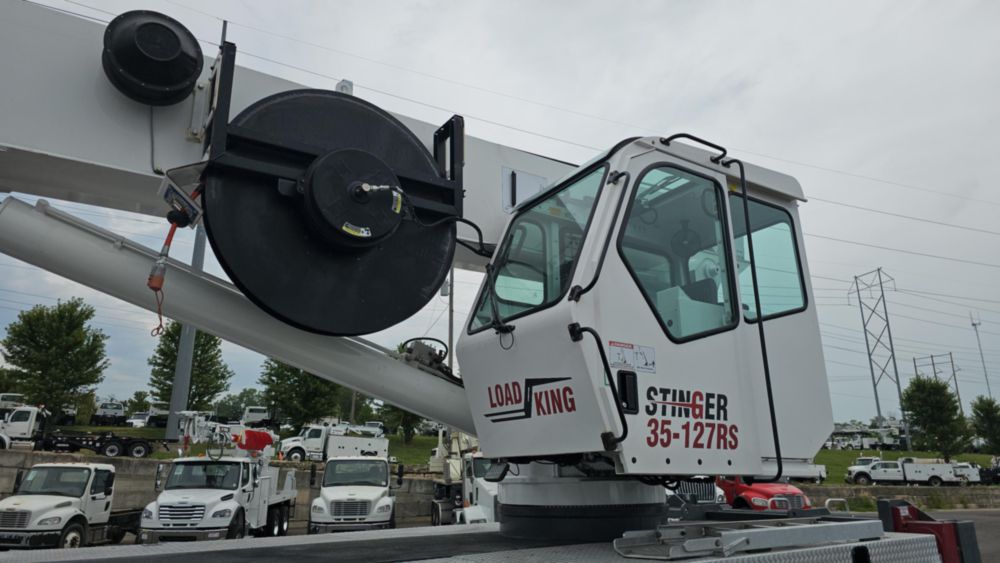 2021 Peterbilt 348 6x4 Load King Stinger 35-127RS Boom Truck