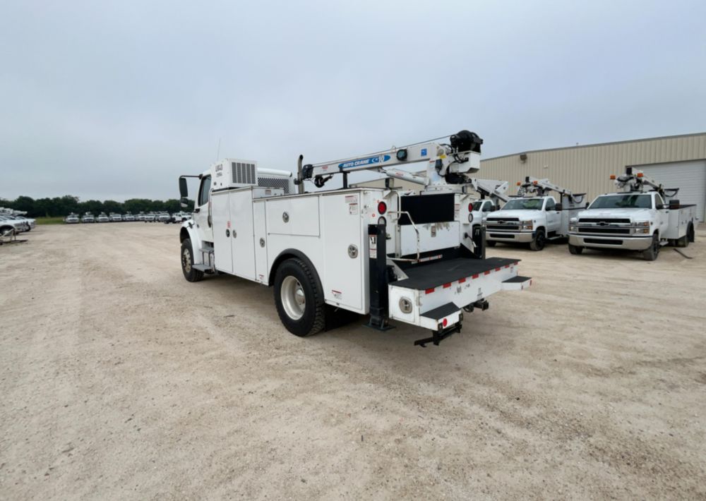 2018 Freightliner M2106 4x2 Load King Voyager II Service Truck With Crane
