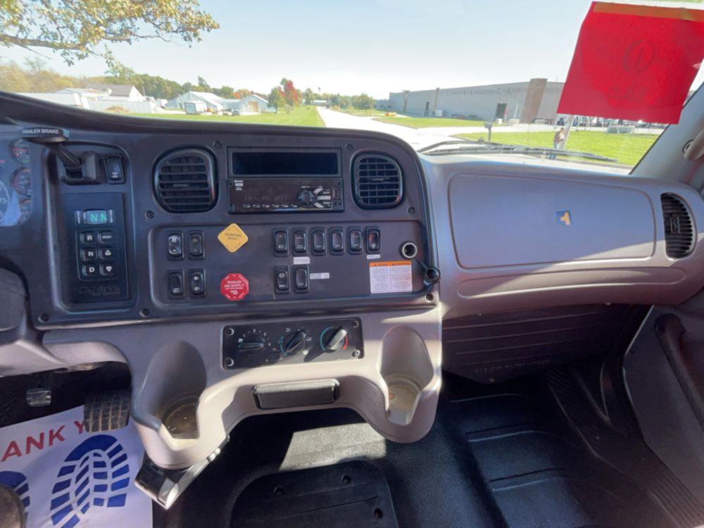 2019 Freightliner M2106 4x4 Terex C4047 Digger Derrick