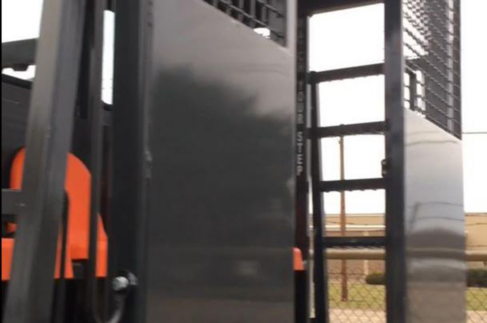 4-Passenger Track Personnel Carrier Attachment