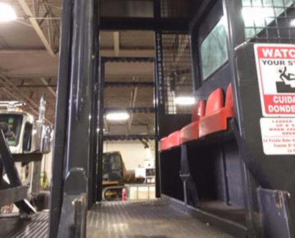4-Passenger Track Personnel Carrier Attachment