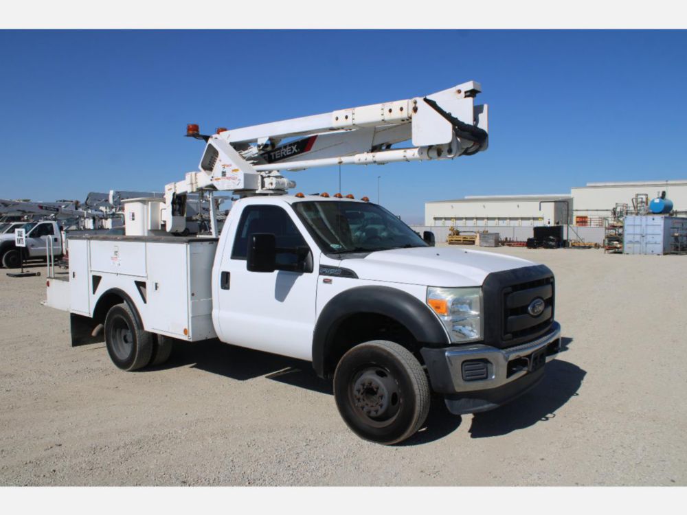 2016 Ford F-550 4x2 Terex LT-40 Bucket Truck
