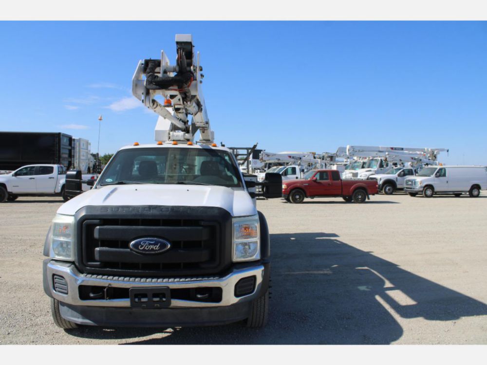 2016 Ford F-550 4x2 Terex LT-40 Bucket Truck