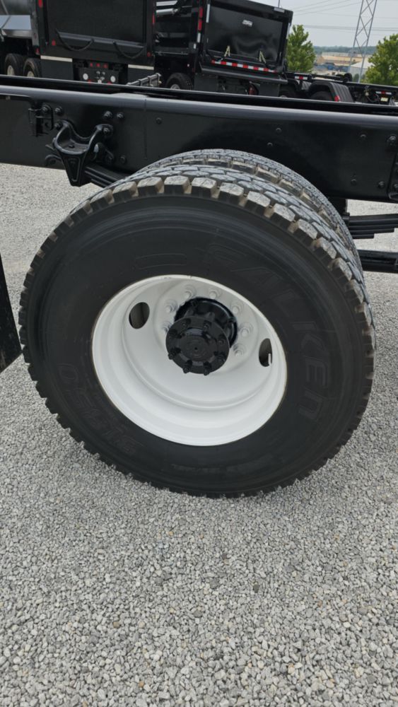 2020 Freightliner M2106 4x4 C&C