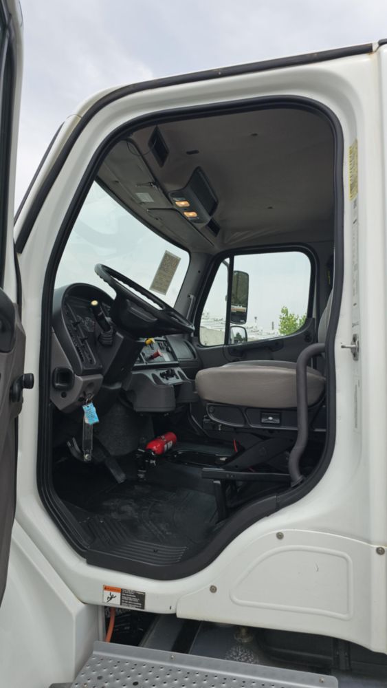 2020 Freightliner M2106 4x4 C&C