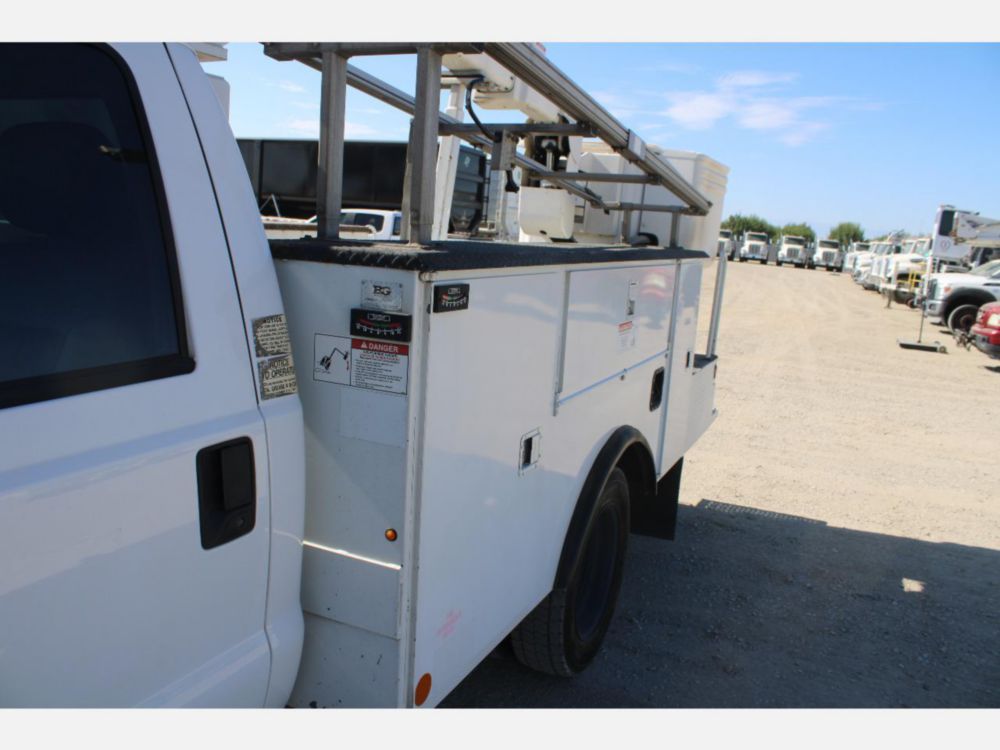2016 Ford F-550 4x2 Terex LT-40 Bucket Truck