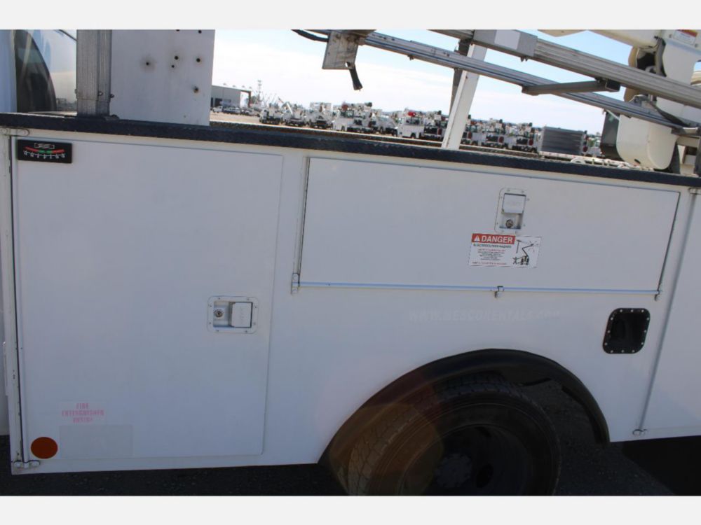 2016 Ford F-550 4x2 Terex LT-40 Bucket Truck