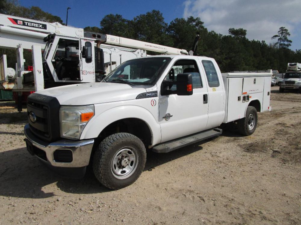 2015 FORD F250 service truck