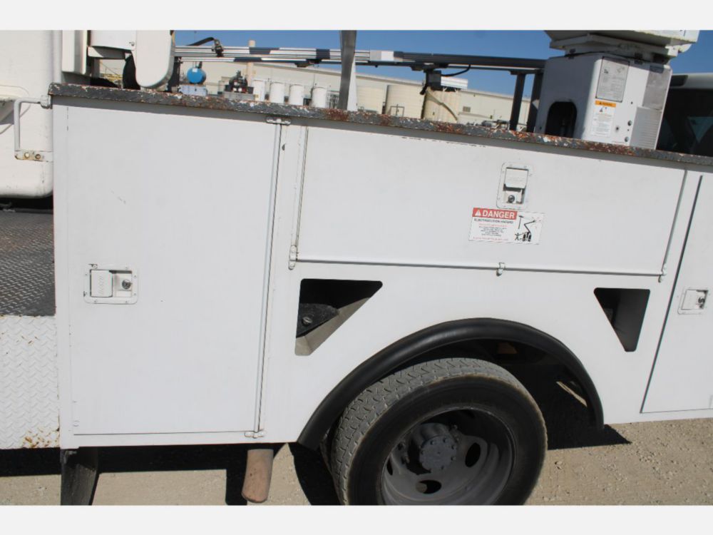 2016 Ford F-550 4x2 Terex LT-40 Bucket Truck