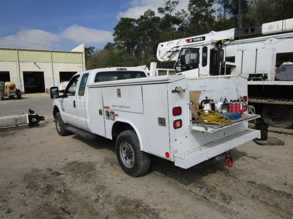 2015 FORD F250 service truck