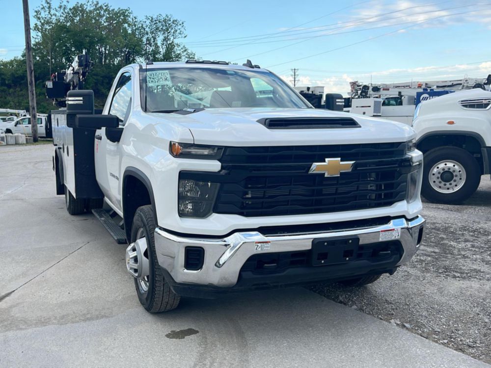 2024 Chevrolet 3500 4x4 Load King Stinger 3215EH Service Truck