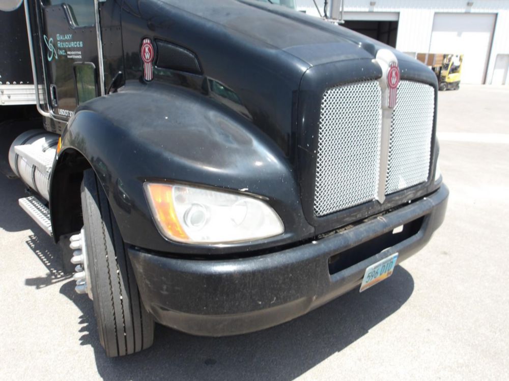 2014 Kenworth T-370 Curtain Side Box Truck