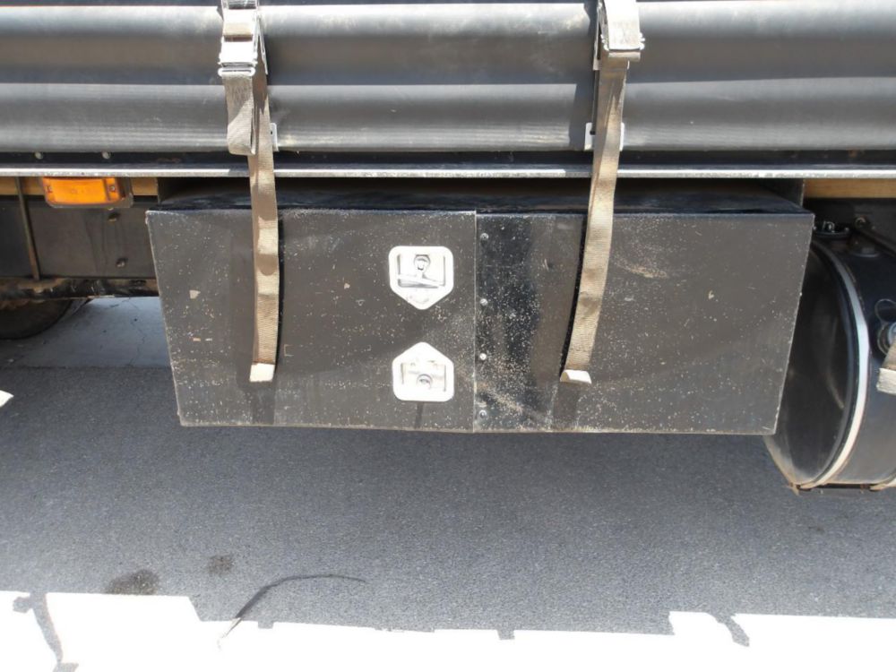 2014 Kenworth T-370 Curtain Side Box Truck