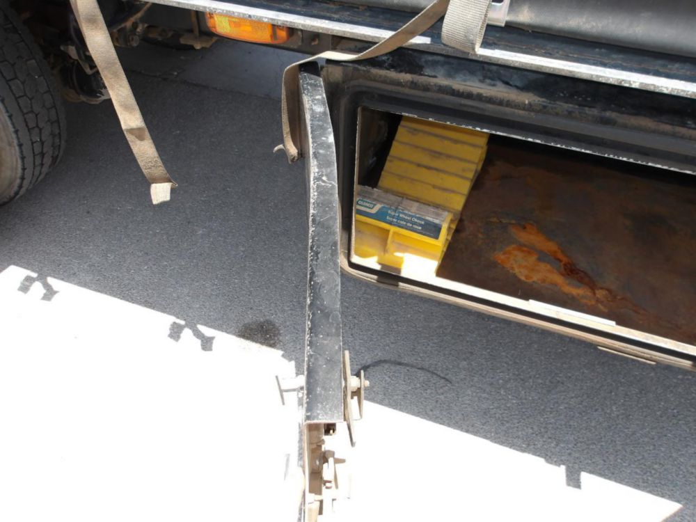 2014 Kenworth T-370 Curtain Side Box Truck