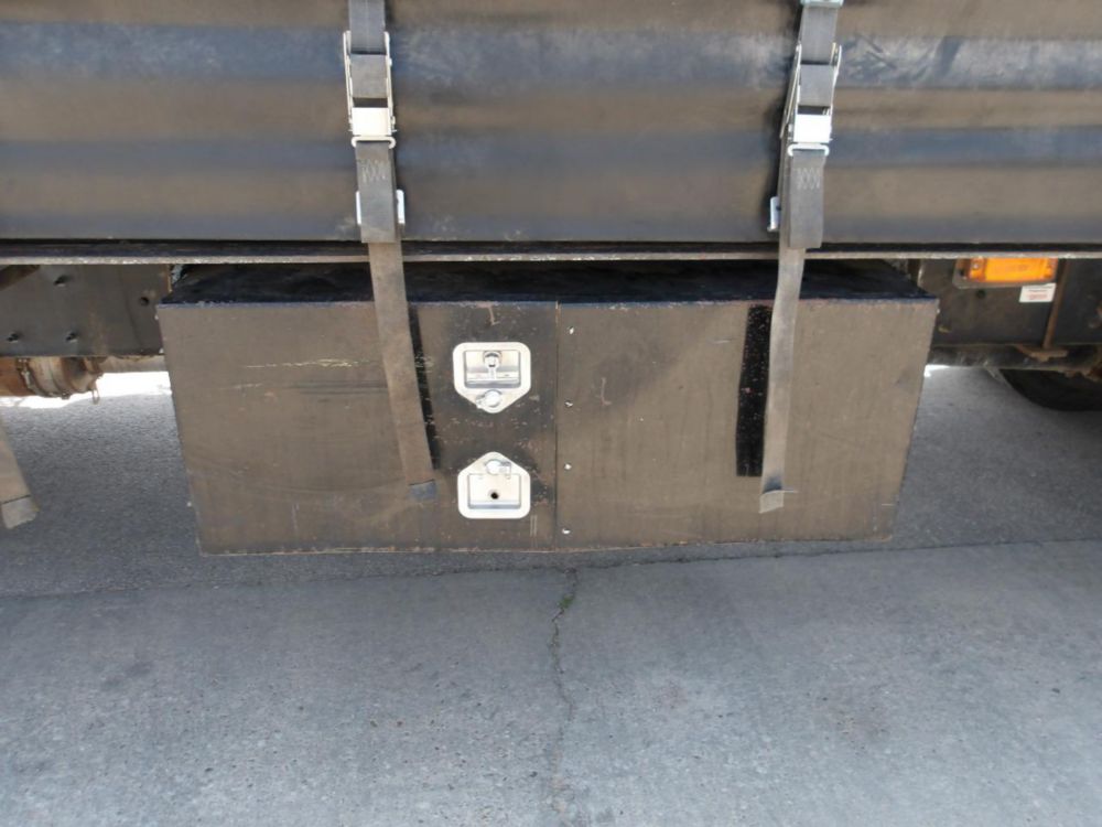 2014 Kenworth T-370 Curtain Side Box Truck
