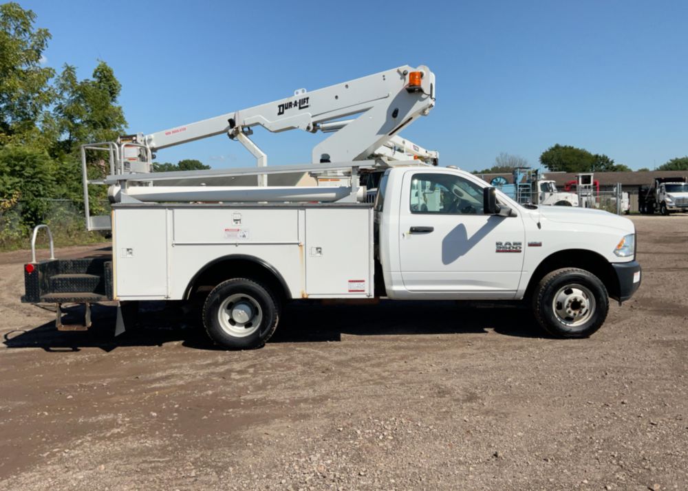 2018 Dodge Ram 3500 4x2 DUR-A-LIFT DTS-29 Bucket Truck
