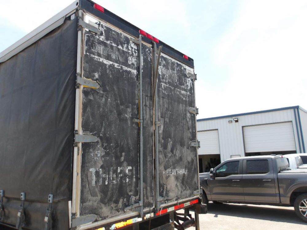 2014 Kenworth T-370 Curtain Side Box Truck