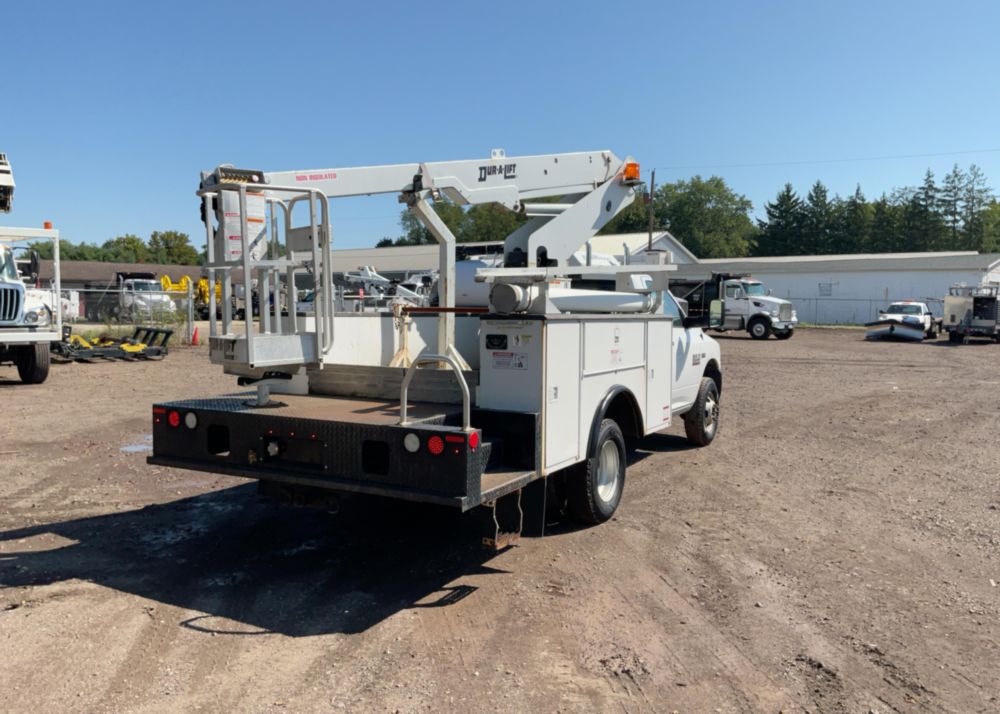 2018 Dodge Ram 3500 4x2 DUR-A-LIFT DTS-29 Bucket Truck