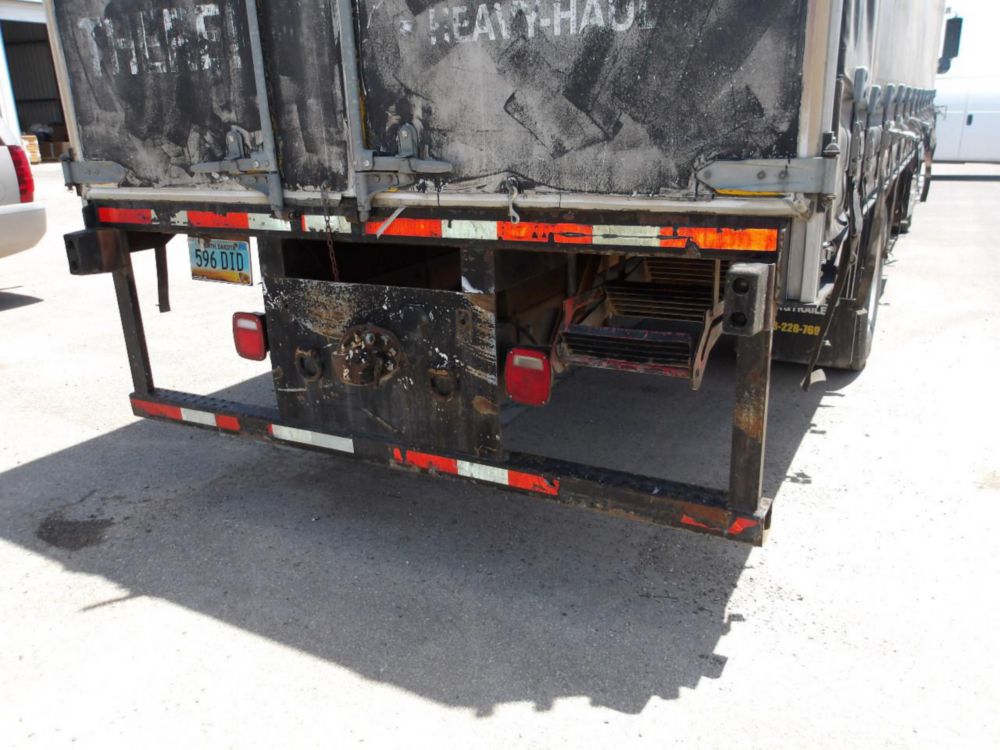 2014 Kenworth T-370 Curtain Side Box Truck
