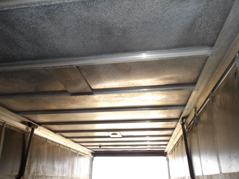 2014 Kenworth T-370 Curtain Side Box Truck