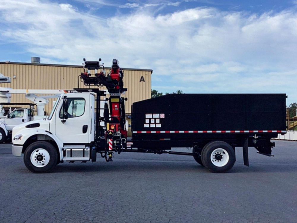 2025 Freightliner M2106 4x2 Fassi F145AZ.0.22 Grapple Truck