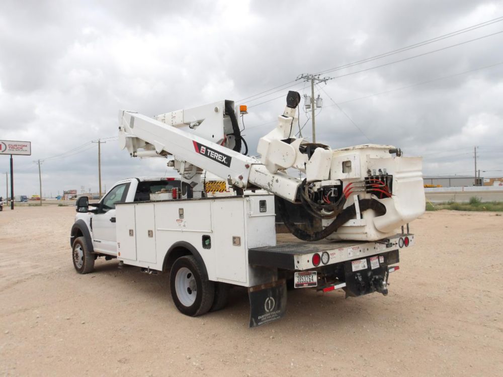 2019 Ford F-550 4x4 Terex LTM-40 Material Handler Bucket Truck