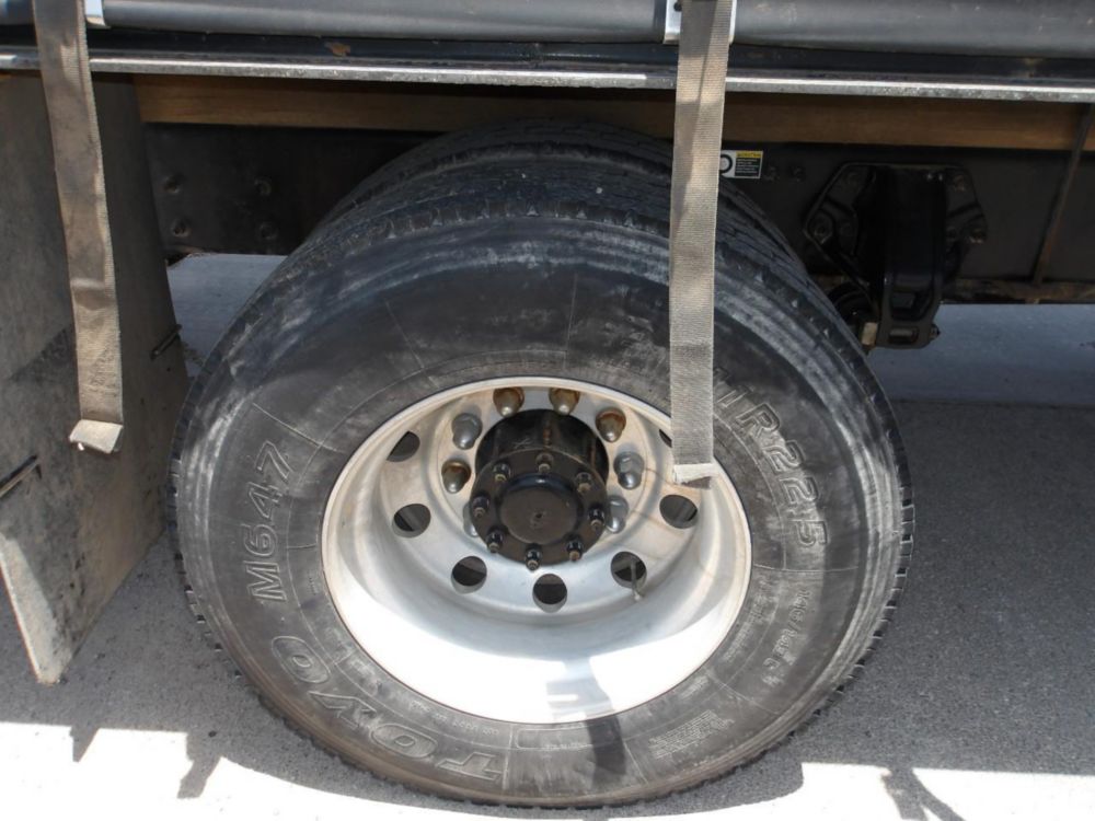 2014 Kenworth T-370 Curtain Side Box Truck