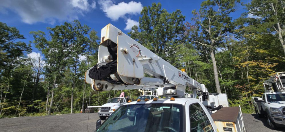 2016 Ford F-550 4x4 "2008" Terex LT-38 Bucket Truck