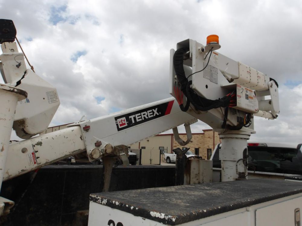 2019 Ford F-550 4x4 Terex LTM-40 Material Handler Bucket Truck