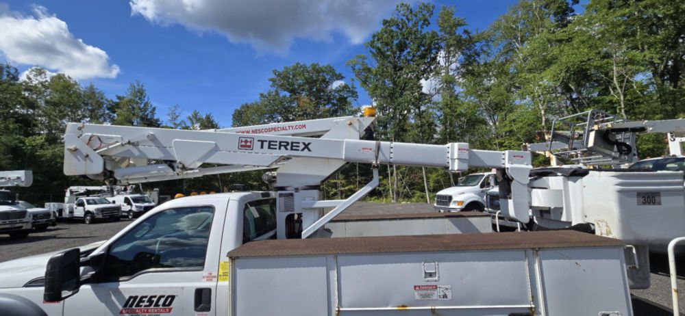 2016 Ford F-550 4x4 "2008" Terex LT-38 Bucket Truck