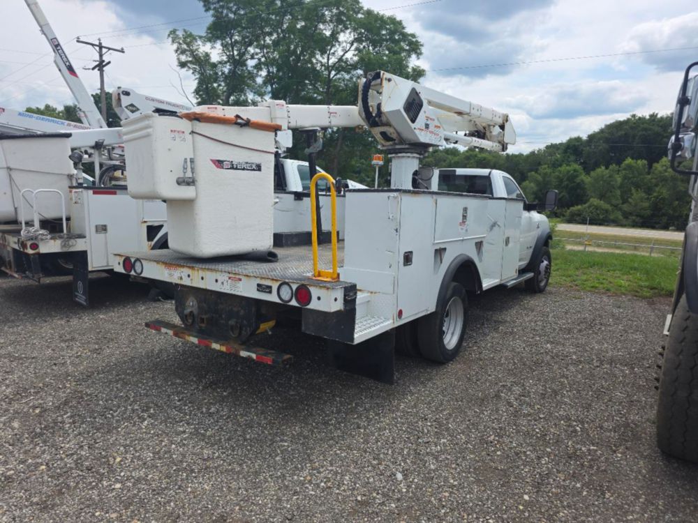 2019 Dodge Ram 5500 4x4 Terex LT-40 Bucket Truck