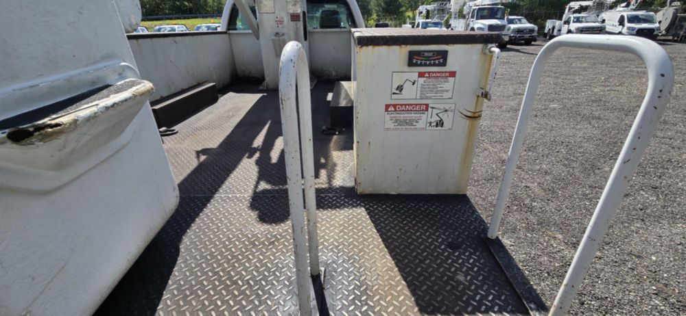 2016 Ford F-550 4x4 "2008" Terex LT-38 Bucket Truck