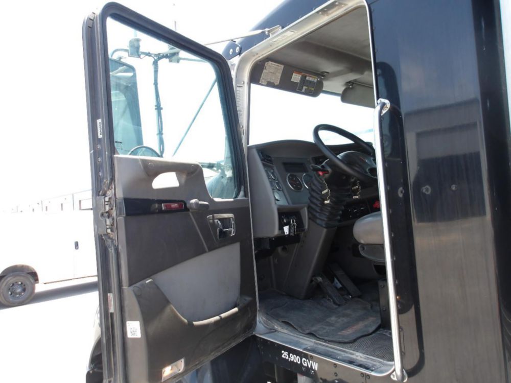 2014 Kenworth T-370 Curtain Side Box Truck