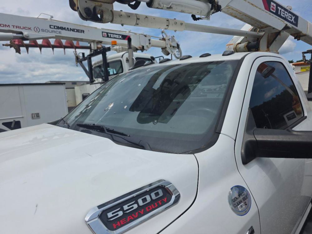 2019 Dodge Ram 5500 4x4 Terex LT-40 Bucket Truck