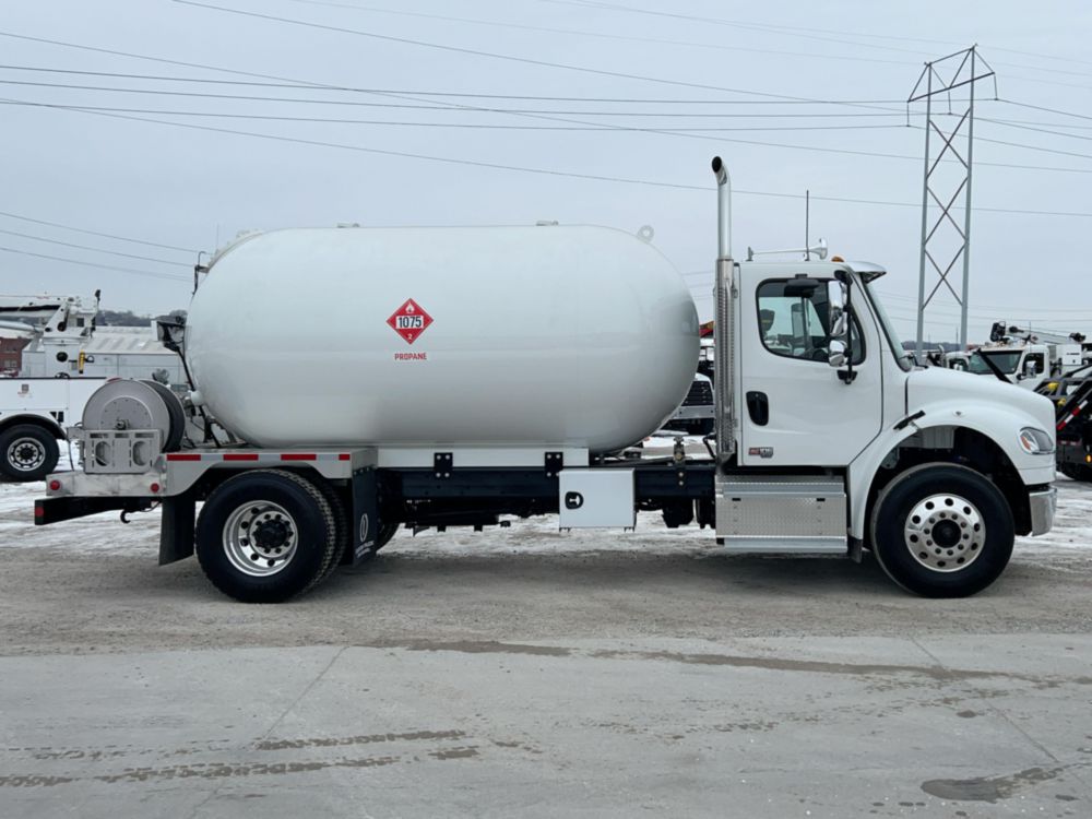 TRIARC 3200/80 Other Product on 2026 Freightliner M2106 4x2