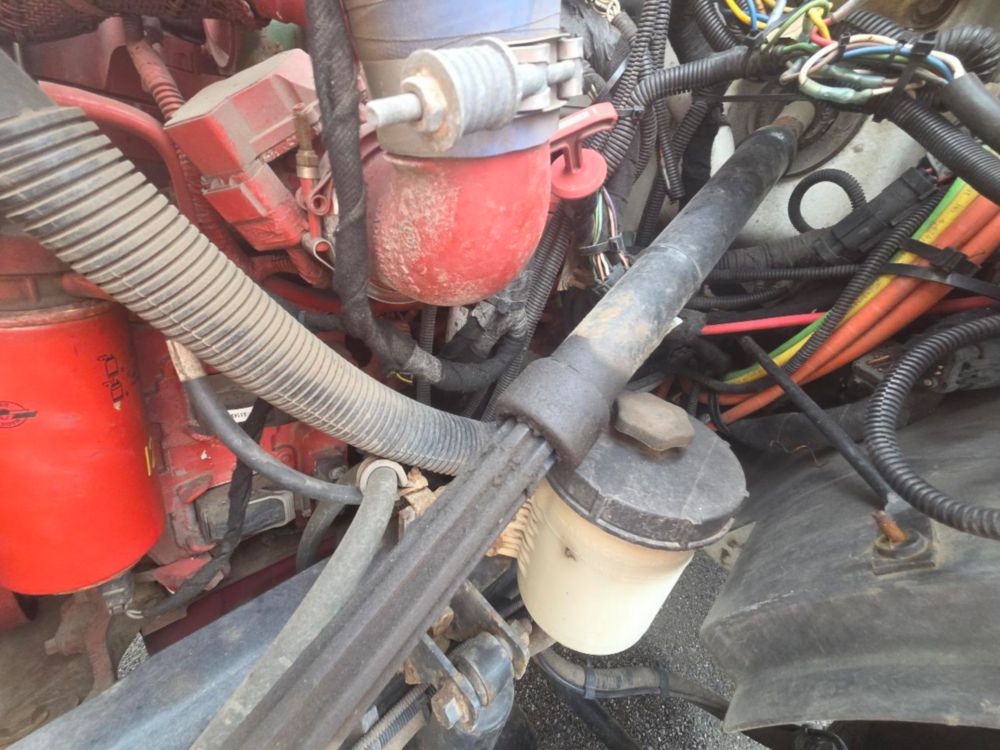 2015 Ford F-750 4x2 Elliott L-60R "Rail Gear Equipped" Aerial Truck