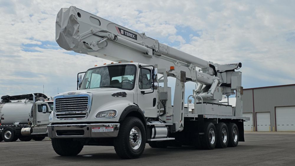 2015 Freightliner M2112 8x6 Terex TM125 Bucket Truck
