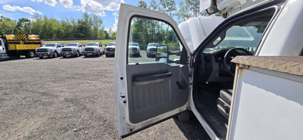 2016 Ford F-550 4x4 "2008" Terex LT-38 Bucket Truck