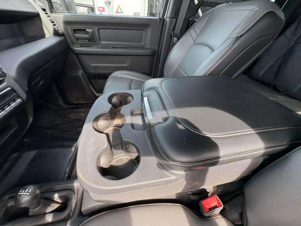 "Almost New" 2024 Dodge Ram 4x4 Crew Cab 5500 Knapheide KUV Service Truck