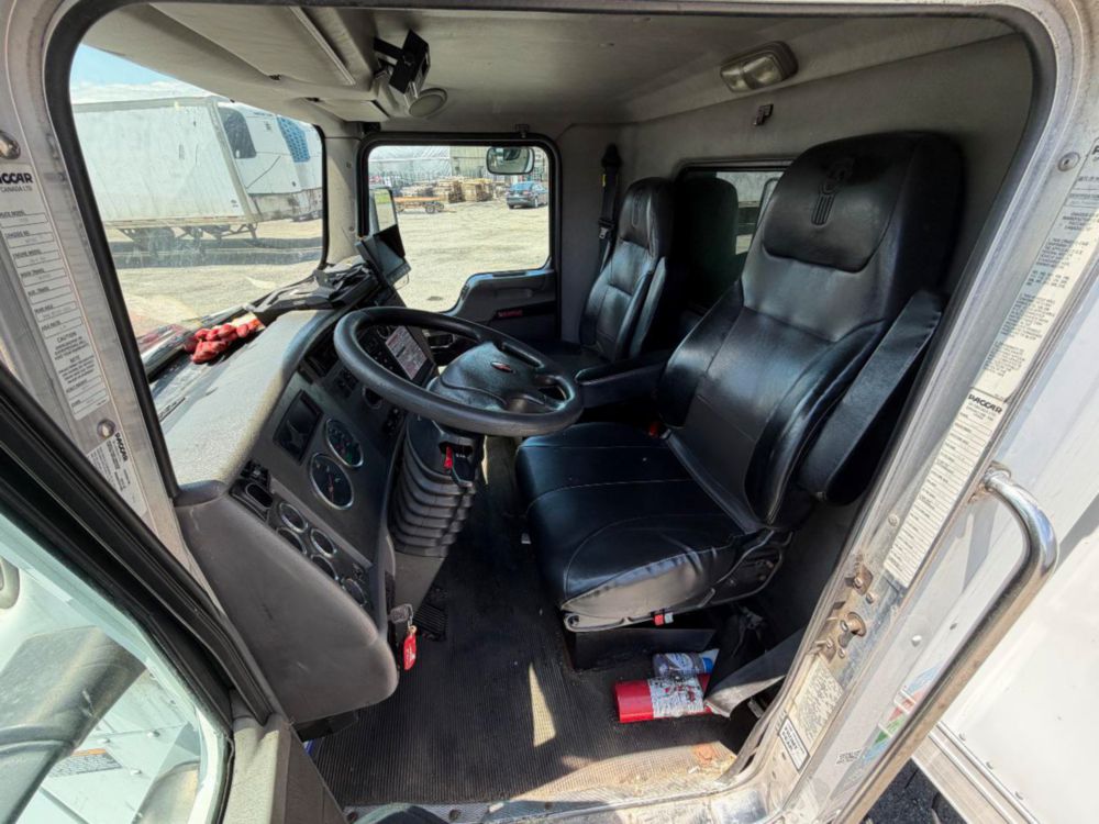 2016 Kenworth T-300 Tandem Axle Reefer Truck