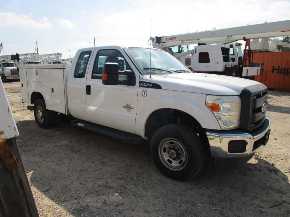 2015 FORD F250 service truck
