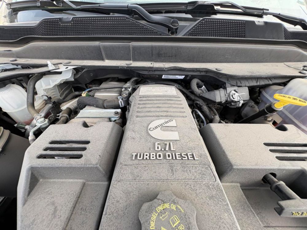 "Almost New" 2024 Dodge Ram 4x4 Crew Cab 5500 Knapheide KUV Service Truck