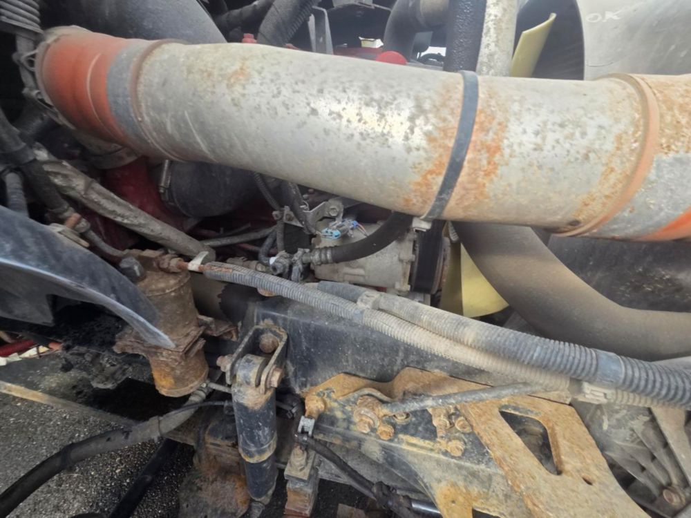 2015 Ford F-750 4x2 Elliott L-60R "Rail Gear Equipped" Aerial Truck