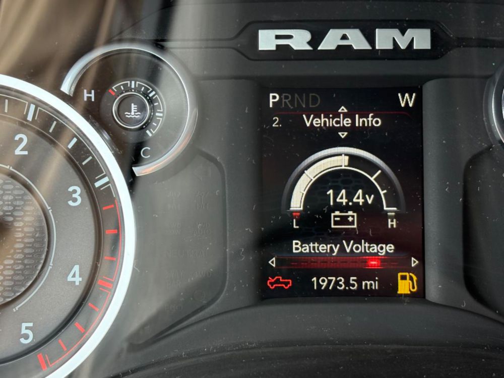 "Almost New" 2024 Dodge Ram 4x4 Crew Cab 5500 Knapheide KUV Service Truck