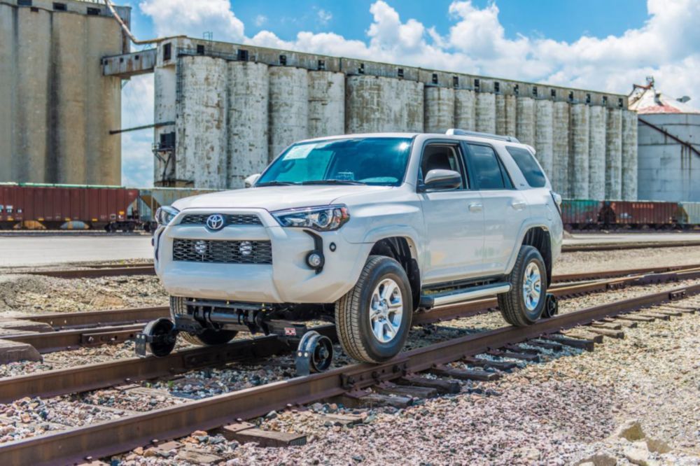 Hi-Rail SUV