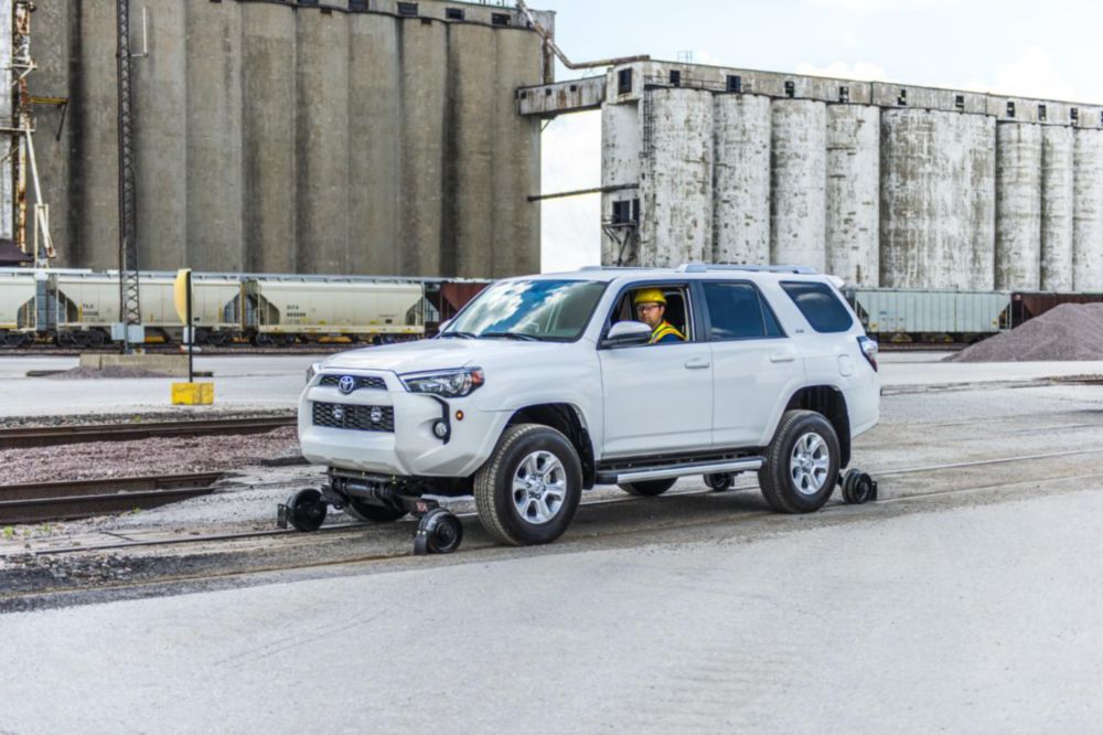 Hi-Rail SUV