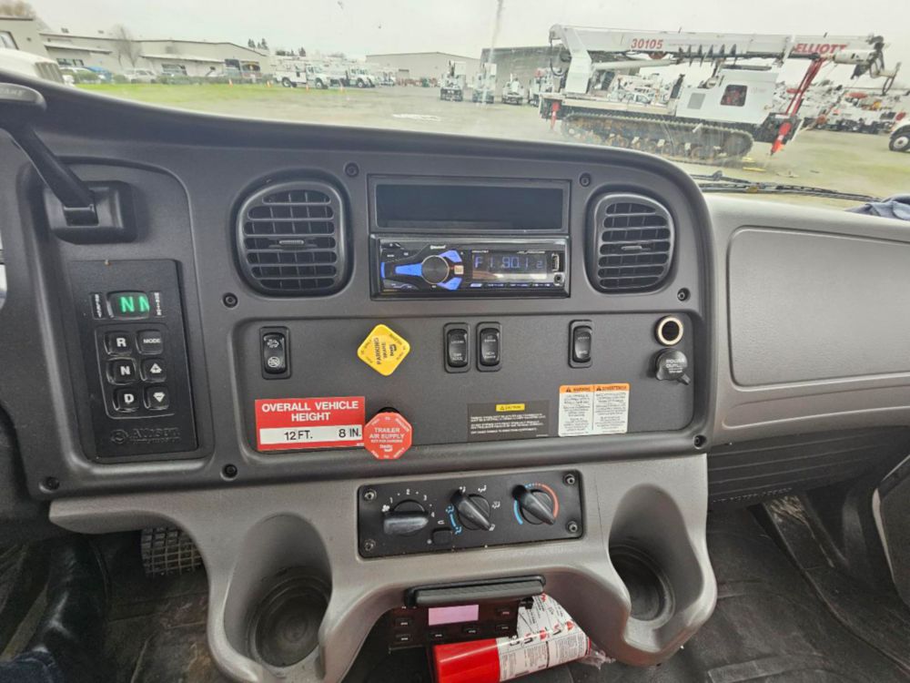 2015 Freightliner M2 Diesel 4x4 Terex Commander 4047 Digger Derrick Truck