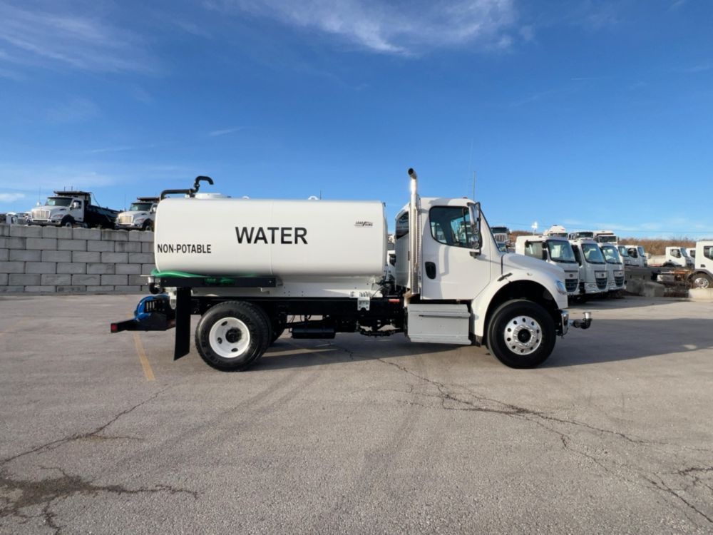 2018 Freightliner M2106 4x2 Load King 2500 Gallon Water Truck