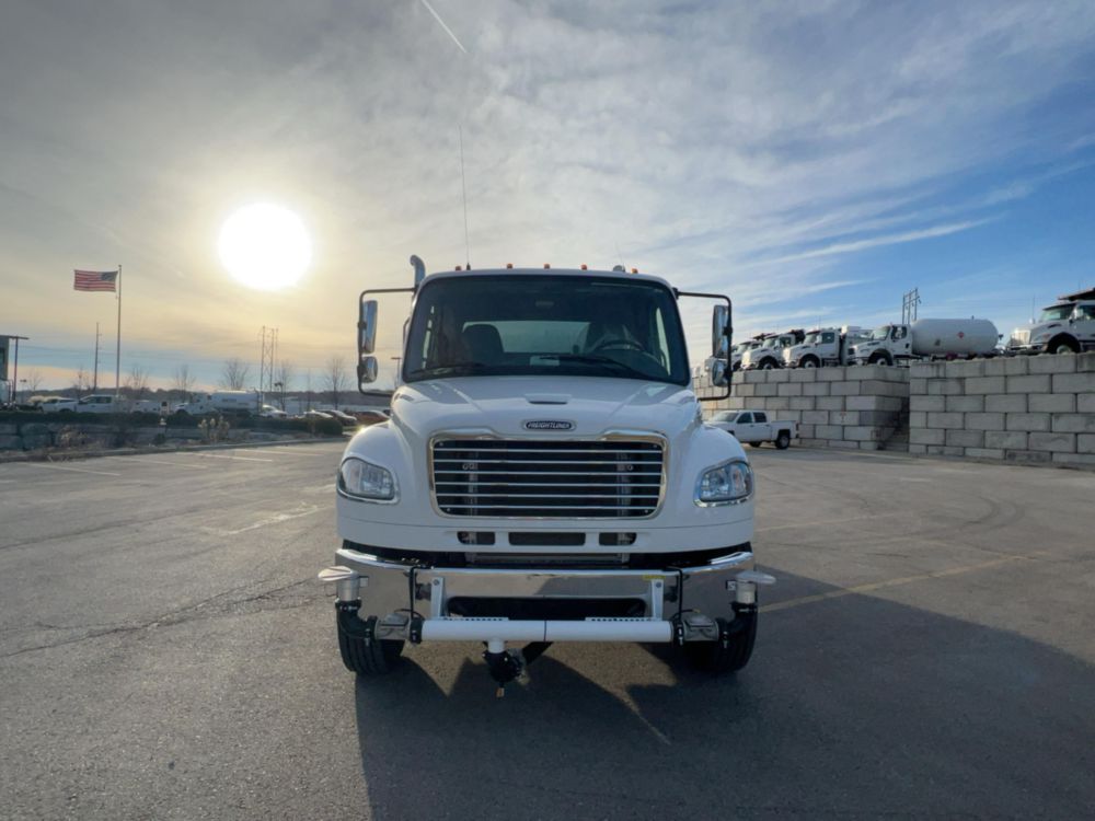 2018 Freightliner M2106 4x2 Load King 2500 Gallon Water Truck